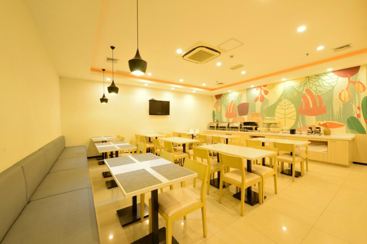 Liangshan Yi Autonomous Prefecture Hanting Express Xichang Qionghai Wetland Park מראה חיצוני תמונה